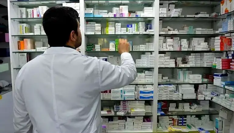 14 Mayıs Eczacılar Günü: Mesleğin Önemi ve Kutlamalar 14 Mayıs Eczacılar Günü: Mesleğin Önemi ve Kutlamalar